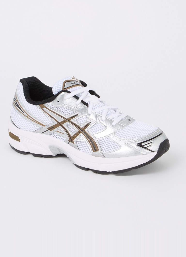 Detalii din plasă pe pantofii ASICS Gel-1130