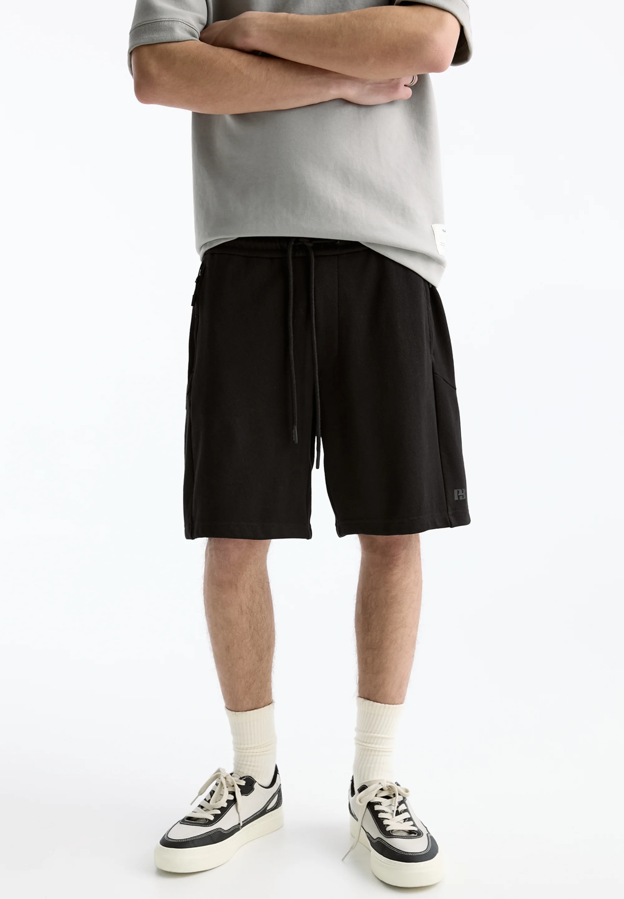 PULL&BEAR JOGGER - BERMUDA - Pantalón deportivo