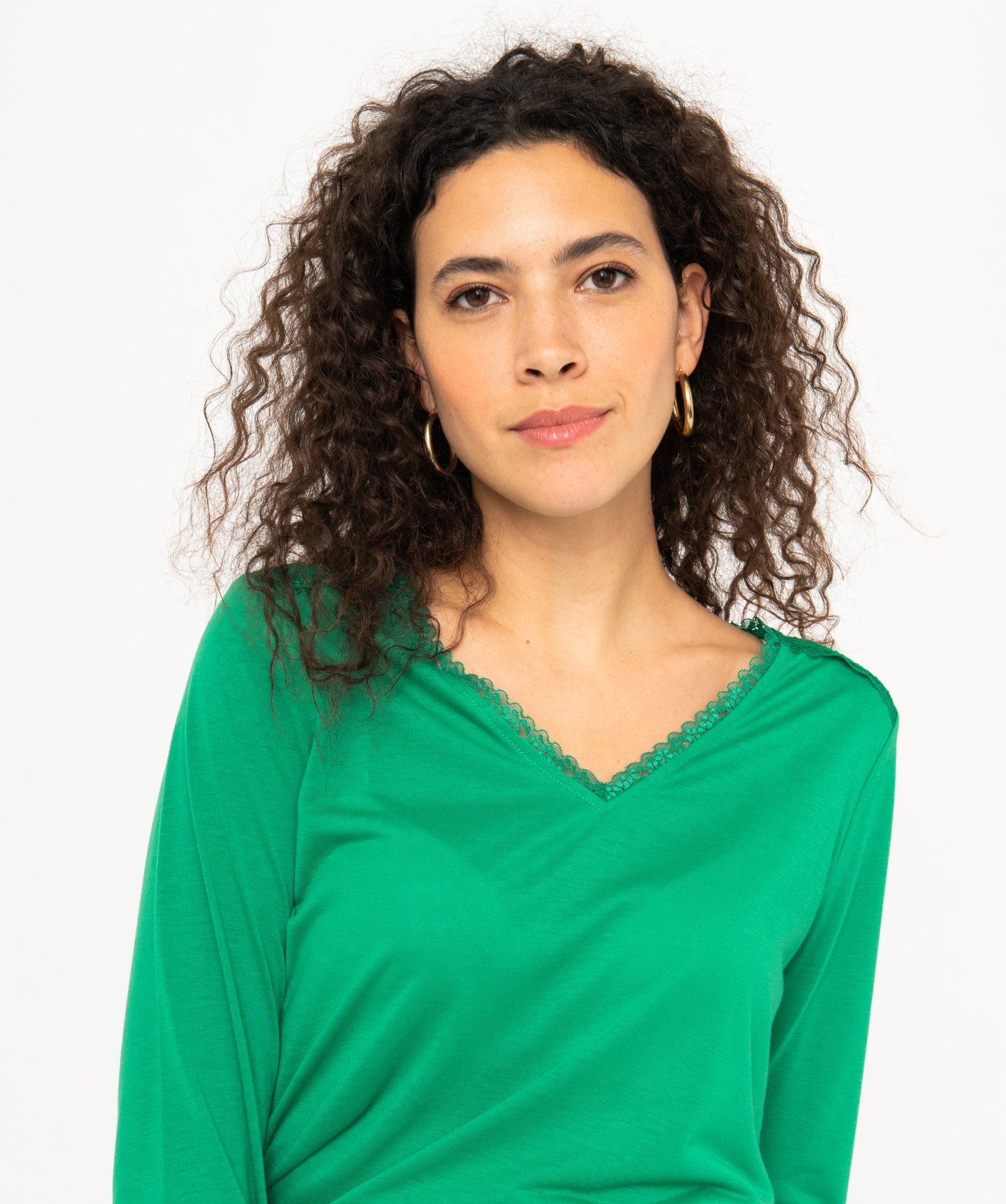Tee-shirt à manches longues avec détails dentelle femme vert | GEMO