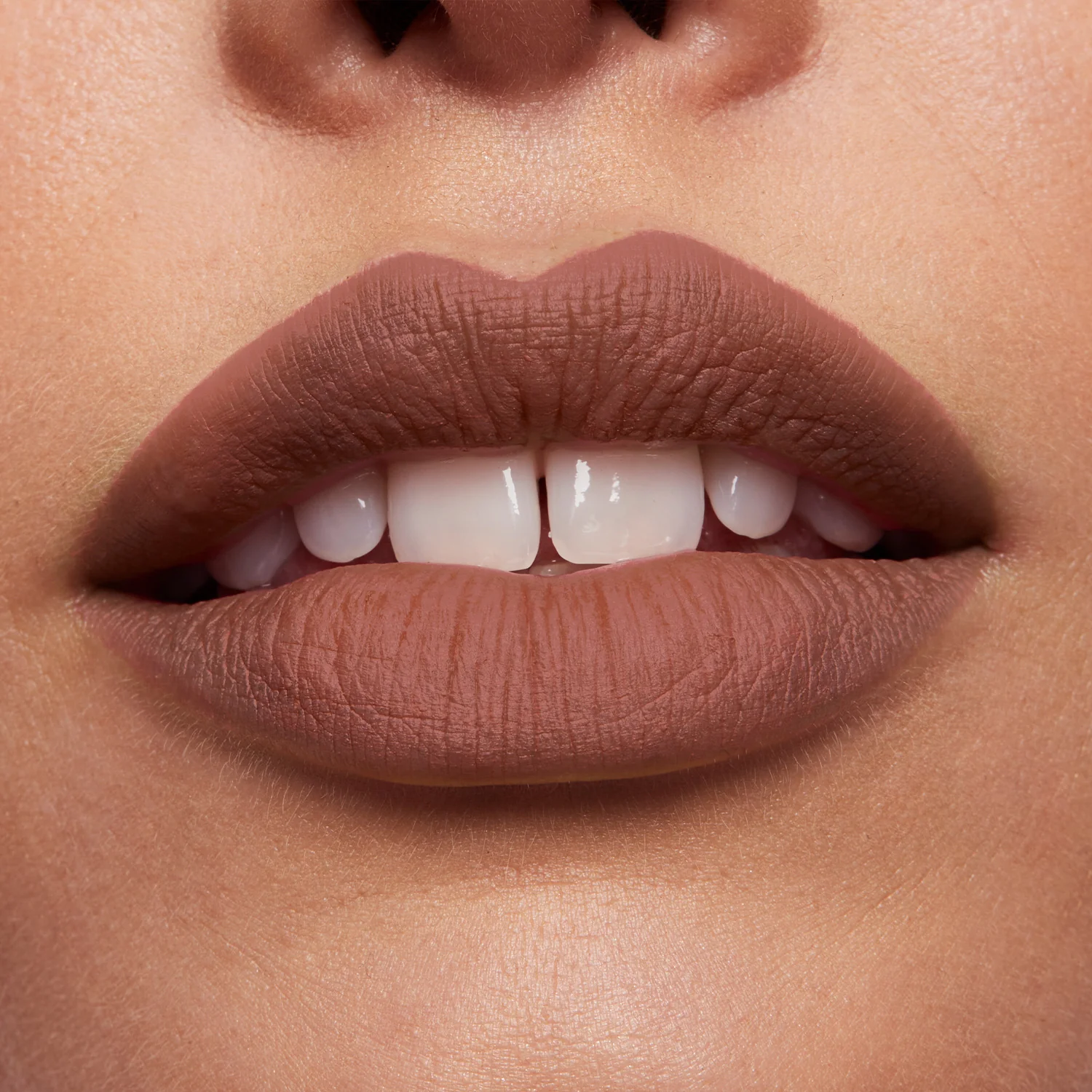 Lip Color Rossetto Ultra Matte - Rossetto mat