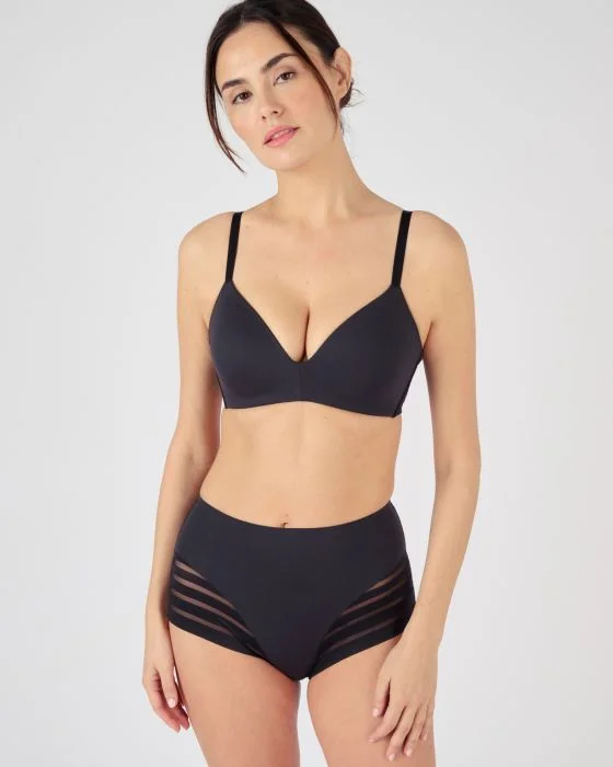 Soutien-gorge invisible* sans armatures