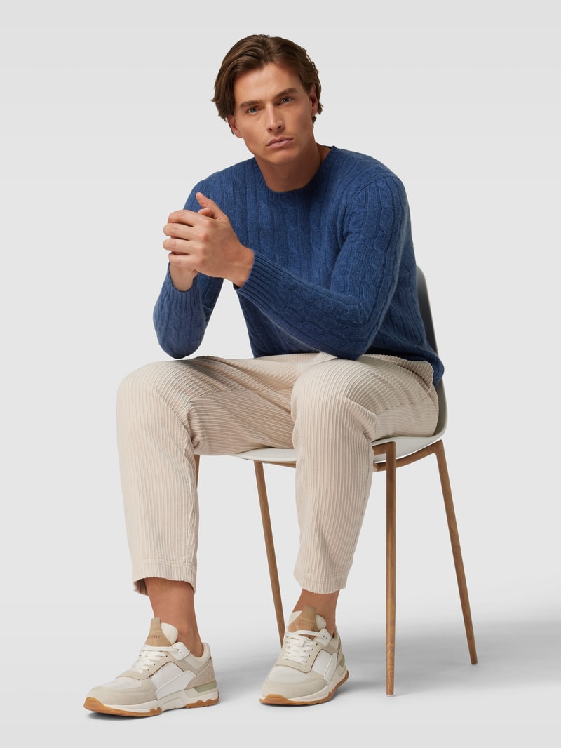 Kaschmirpullover mit Zopfmuster in blau