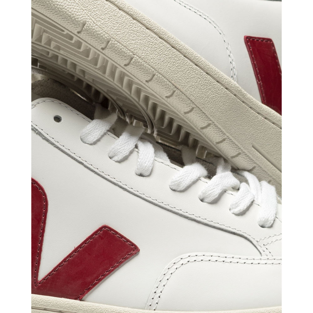 VEJA V 12 Leather XD0201955A / weiss