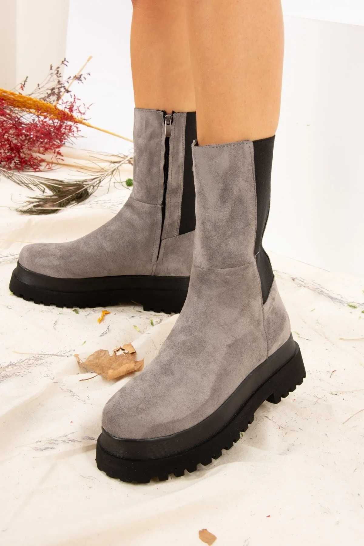 Fox Shoes  Graue Wildlederstiefel für Damen J267063102