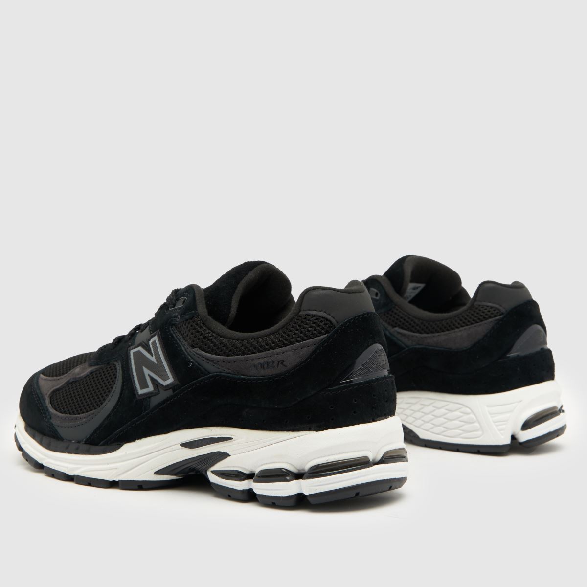 New Balance 2002r sportcipő szürke és fekete színben
