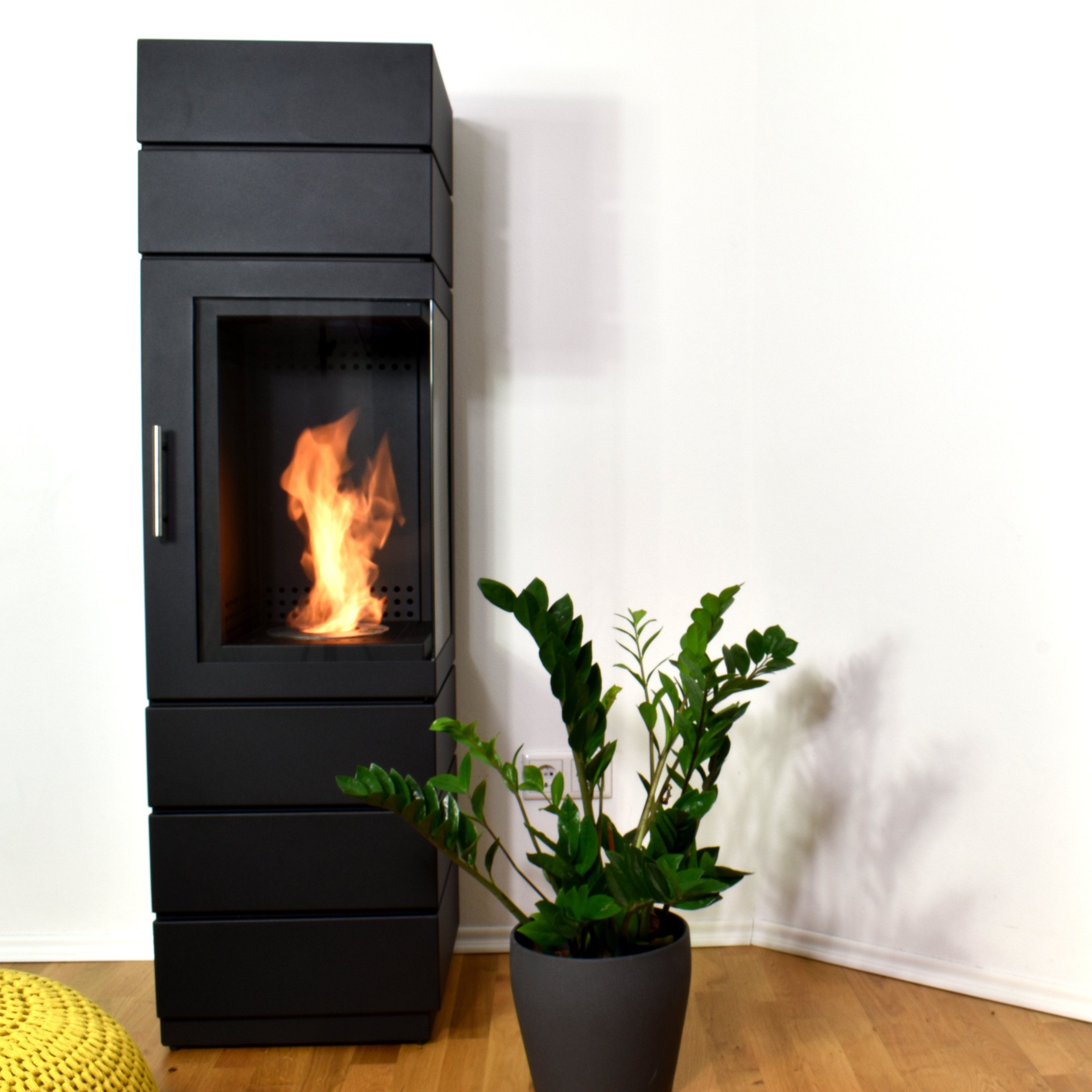 GLOW FIRE Echtfeuer-Dekokamin Ethanolkamin Glow Fire Mora Ofen, mit Heizfunktion durch Bio-Ethanol