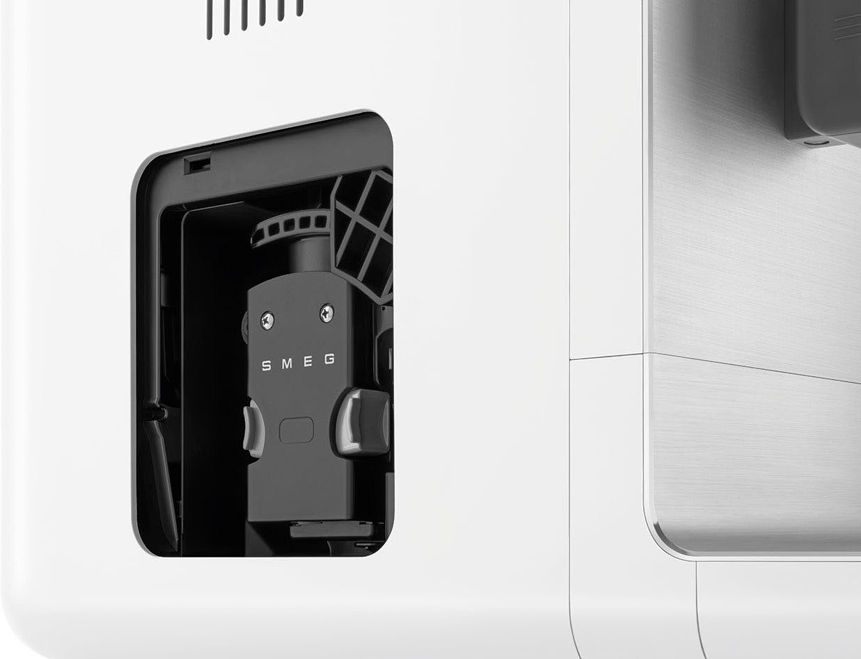 Smeg Kaffeevollautomat BCC13WHMEU, inkl. Milchbehälter