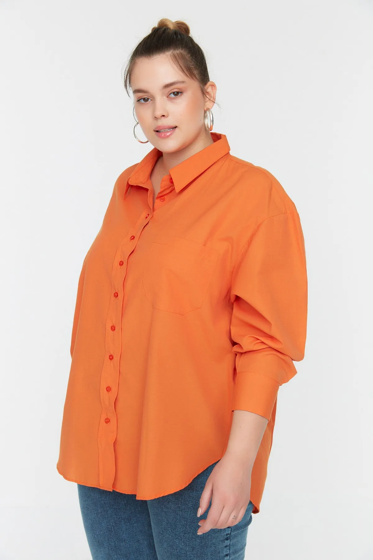 Trendyol Curve  Orangefarbenes Hemd mit Hemdkragen