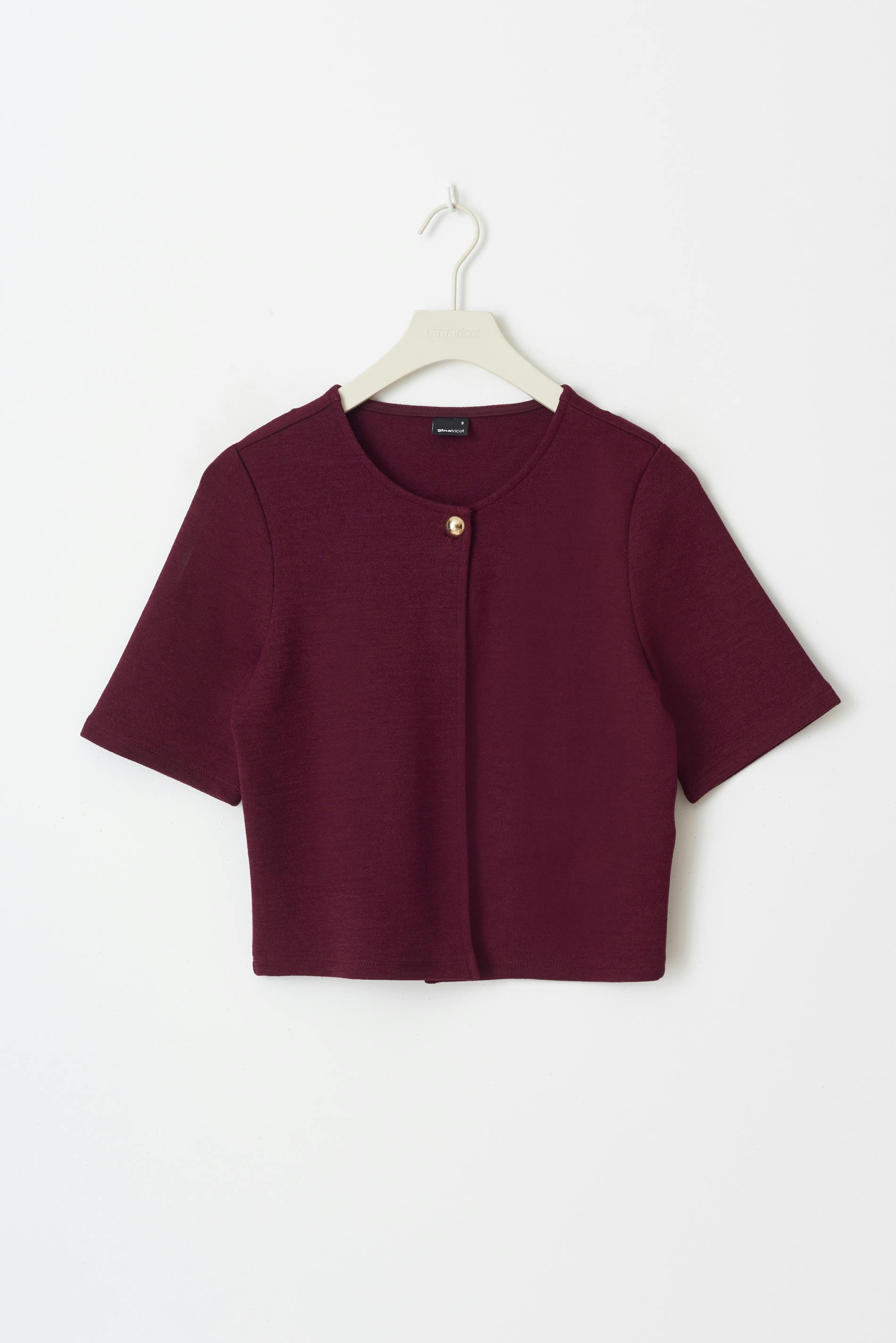 One button top