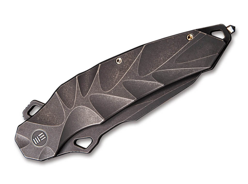 Hecate Black