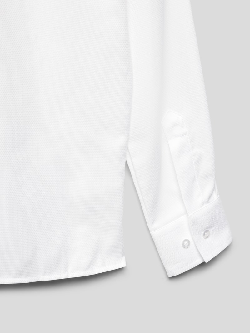 Slim Fit Hemd mit Kentkragen in weiß