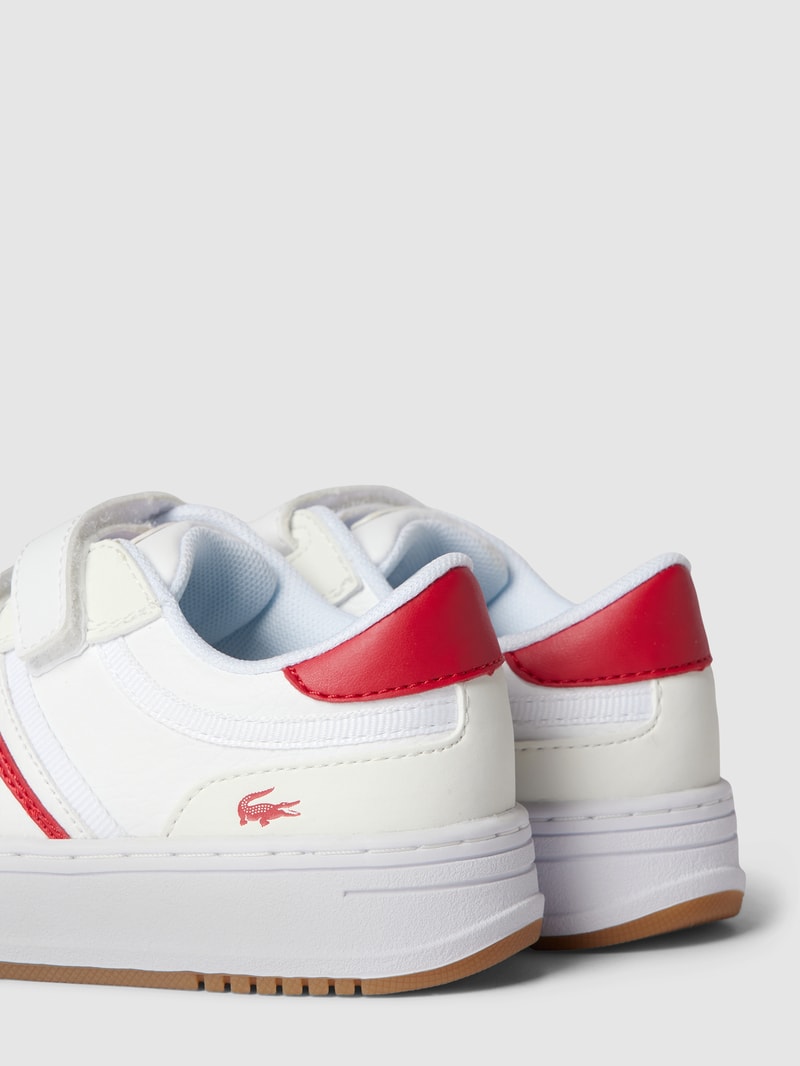 Sneaker mit Kontrastbesatz in weiß