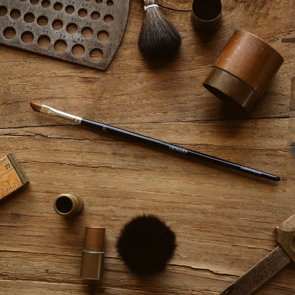 Leonard brushes Pinceau plat biseauté n°273 Pinceau paupières