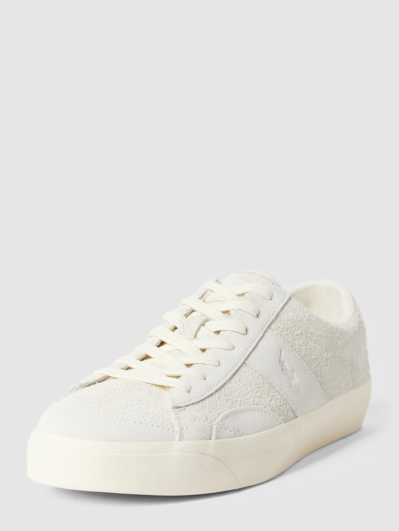 Sneaker mit Teddyfell-Besatz in offwhite