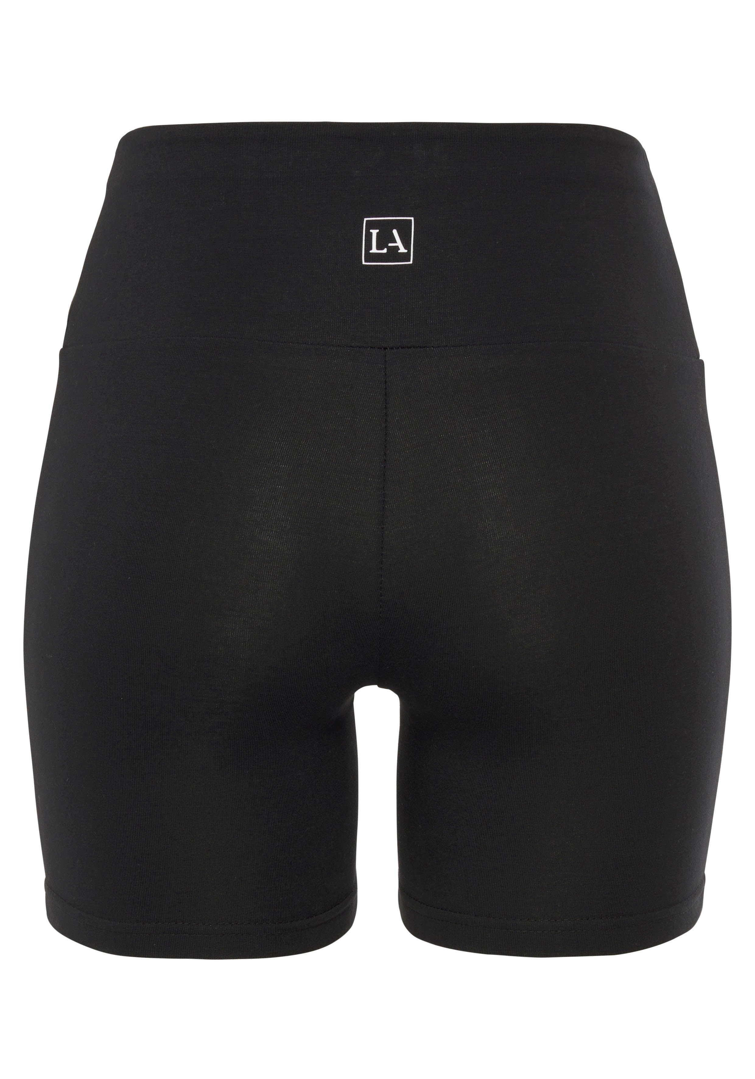 LASCANA Shorts mit breitem Bündchen und Logodruck, Loungewear