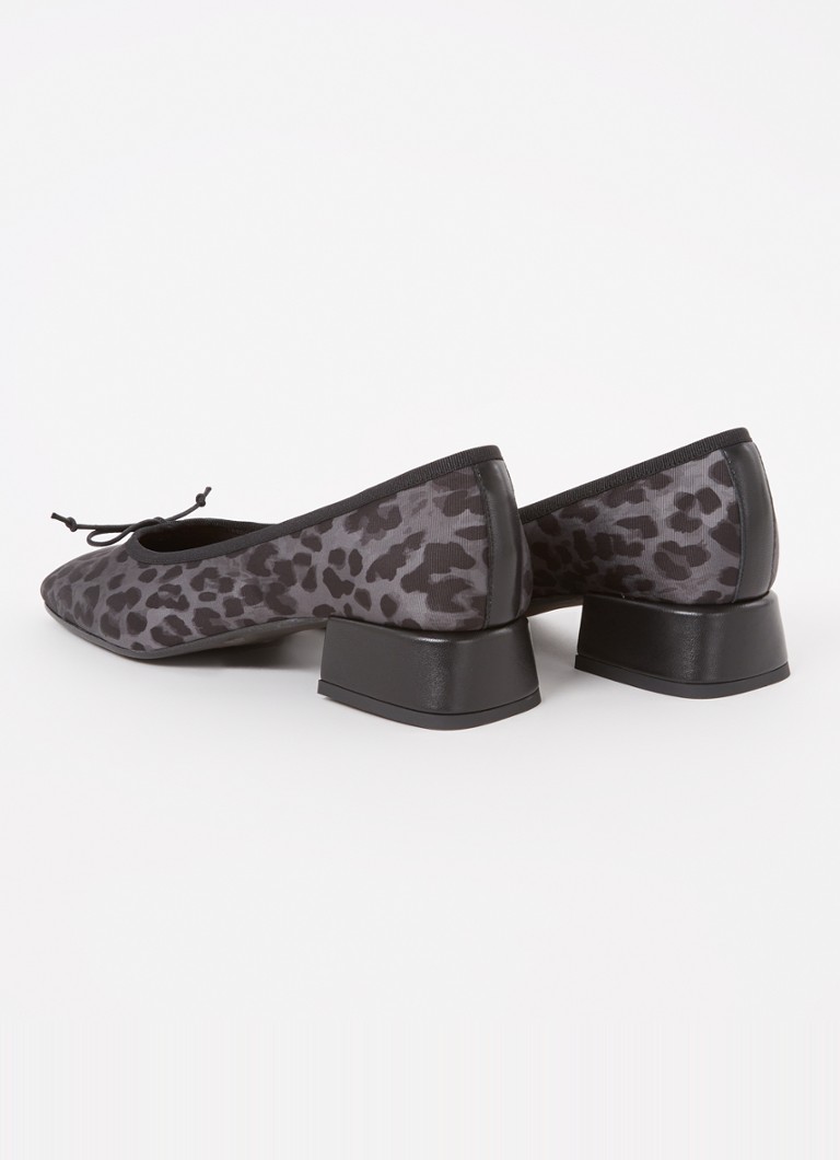 Jonak Dybil pump with leopard print