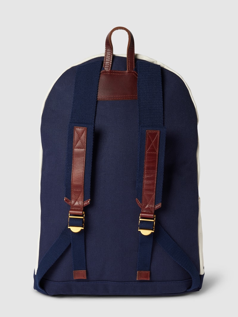 Rucksack mit Label-Stitching in weiß