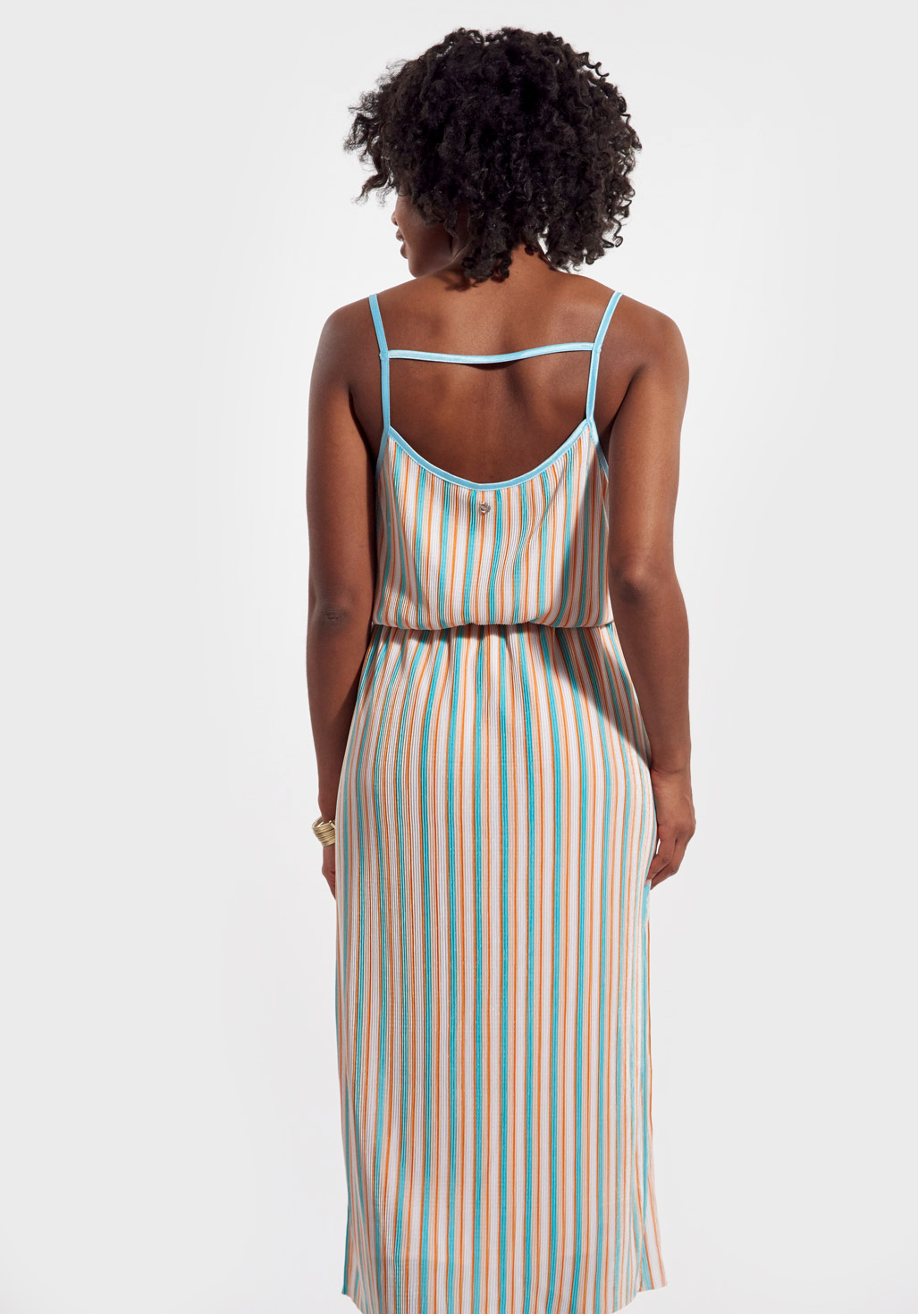 ANIKA  Robe plissée multicolore, coupe ajustée