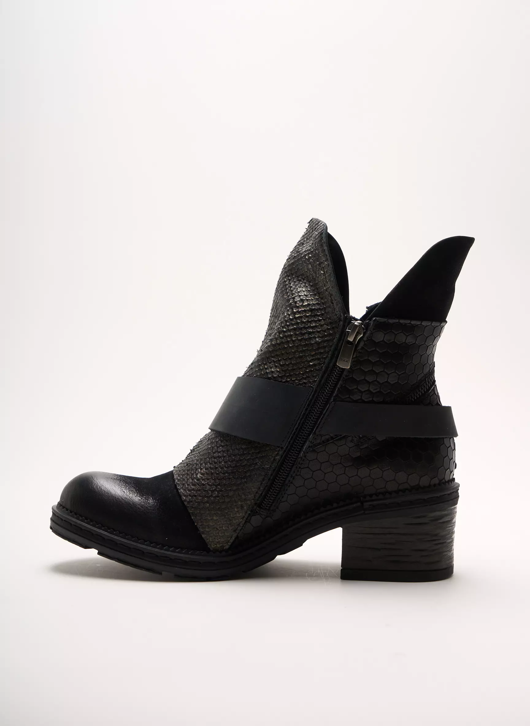 Metamorf Ose Bottines Femme couleur noir