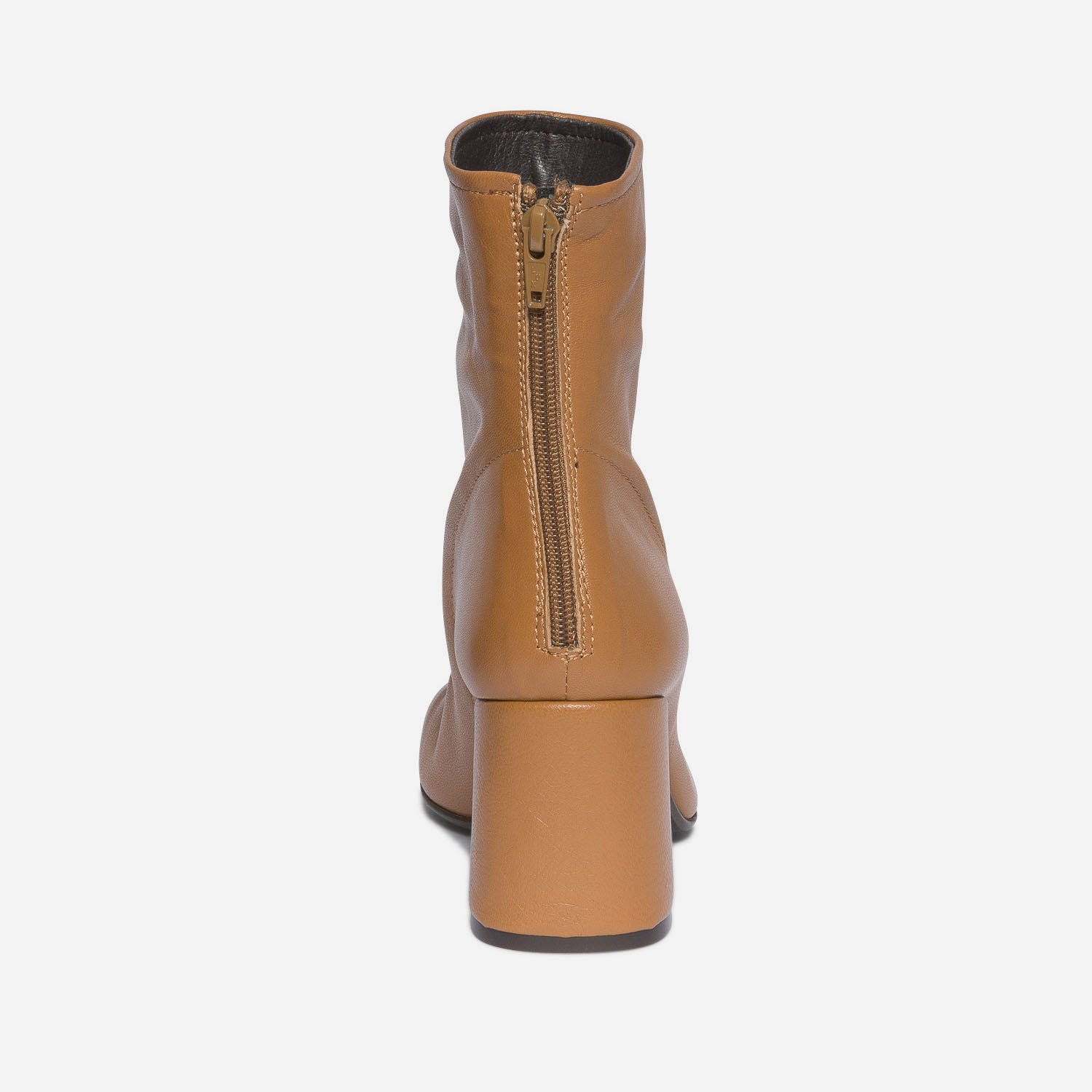 Boots camel en cuir à talon carré