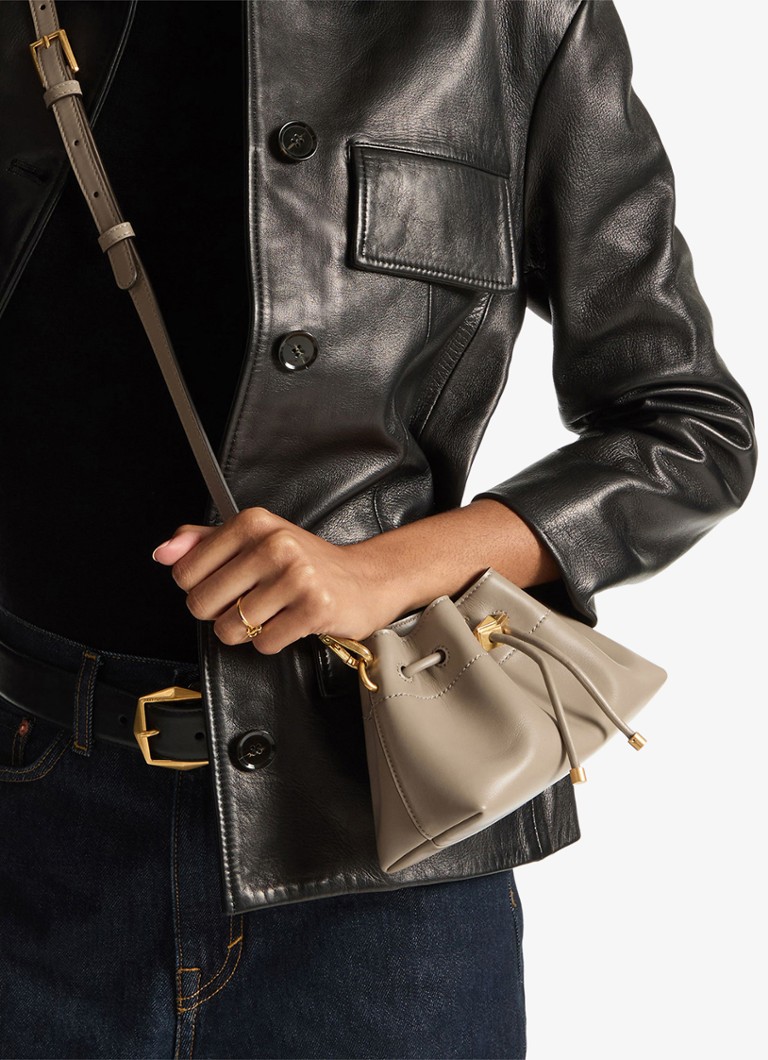 Jimmy Choo Cinch S plecu soma no teļādas
