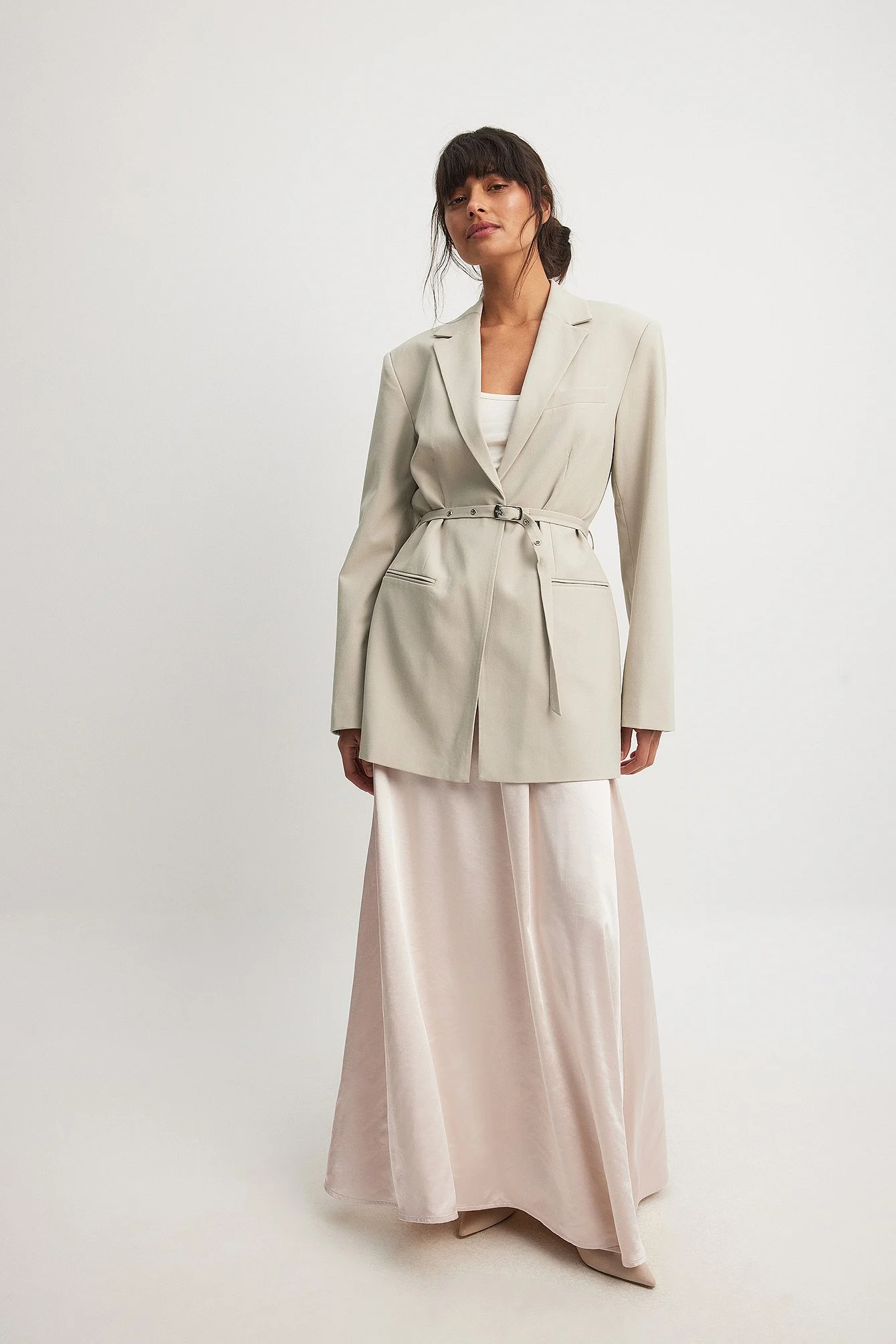 Taillierter Blazer mit Gürtel