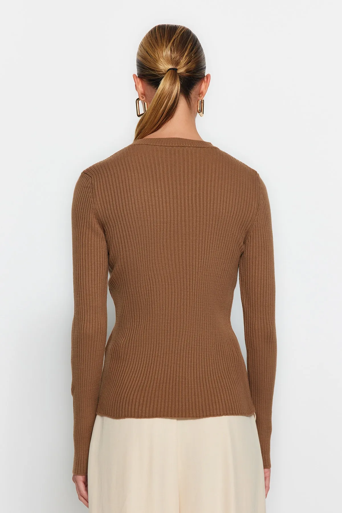 Trendyol Collection  Braun-Stein Doppelpack Strickpullover TWOAW22KZ1766