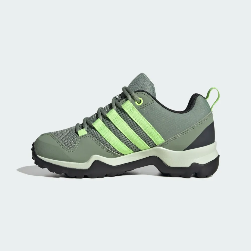 adidas AX2R IE7617 / grün