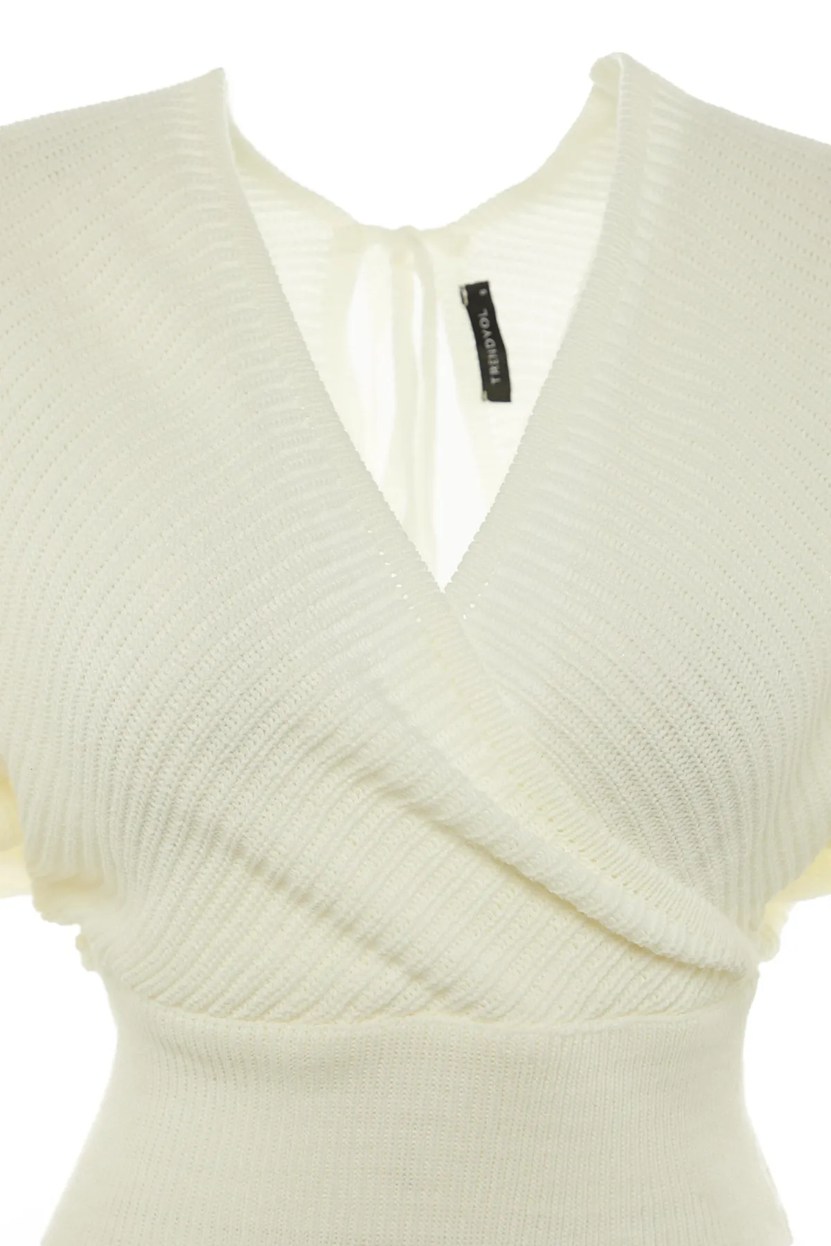 Trendyol Collection  Ecrufarbener zweireihiger Strickpullover TWOAW21KZ1277