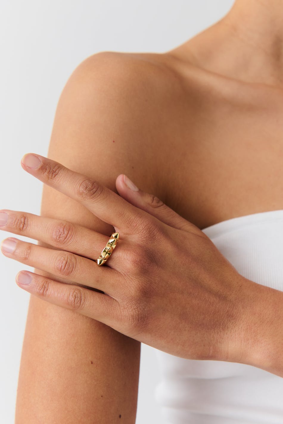 Spike ring
