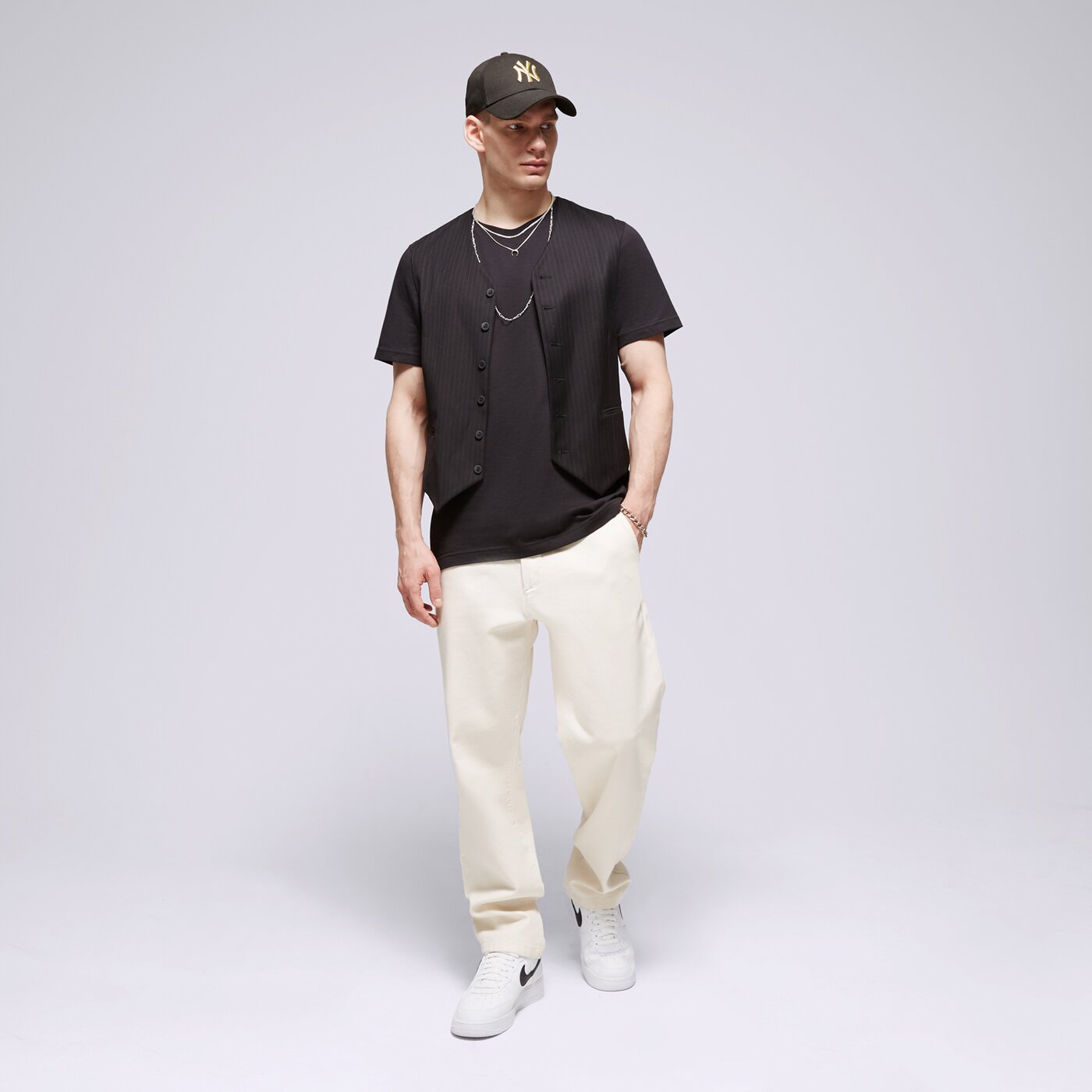 REEBOK T-SHIRT SS RI LEFT CHEST LOGO Schwarz