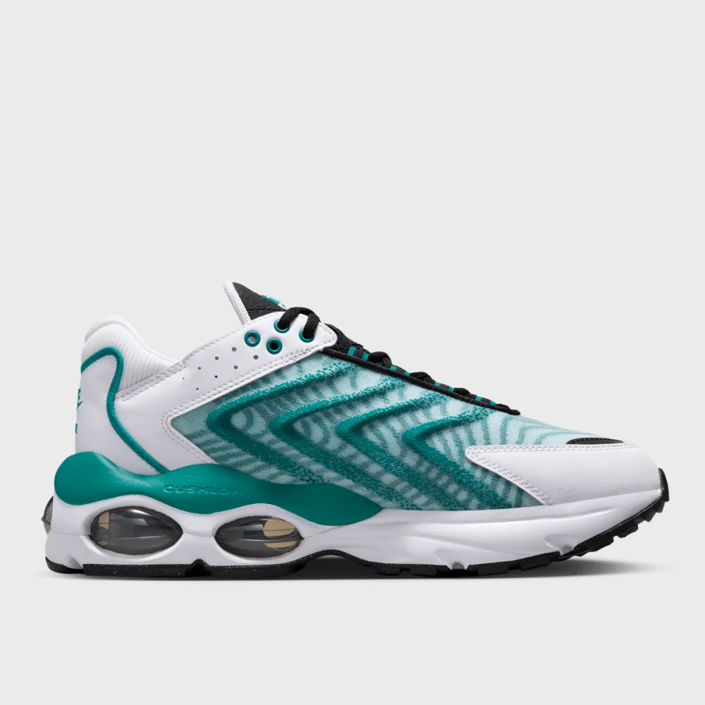 Nike Air Max TW DQ3984-103 / weiss