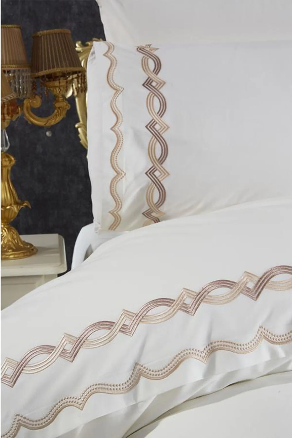 Çeyiz Diyarı  Flexi besticktes 6-teiliges Bettbezug-Set aus 100 % Baumwolle, Creme