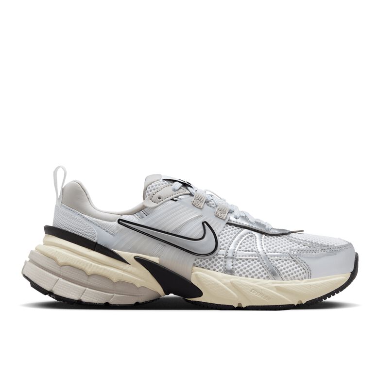 NIKE V2K Run 