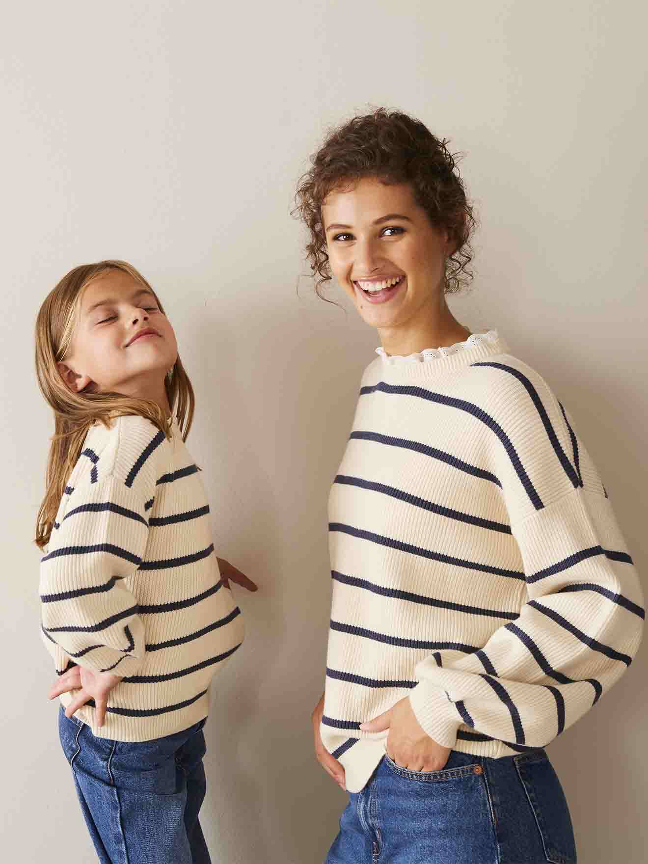 Vertbaudet Umstandspullover mit Volantkragen, Capsule Collection MAMA, TOCHTER & BABY - wollweiß/marine gestreift