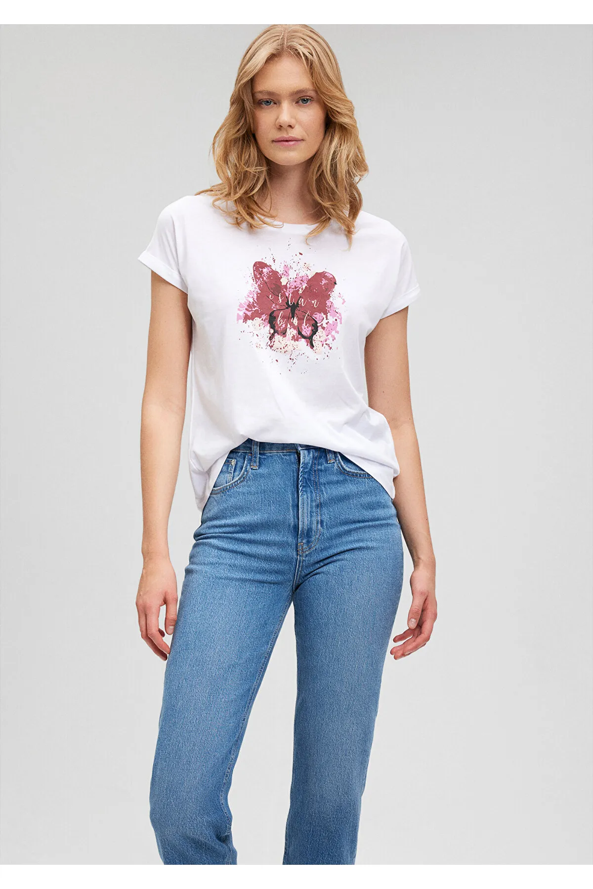 Mavi  Weißes Istanbul-T-Shirt mit Schmetterlingsdruck, schmale Passform / Slim Fit 167576-620