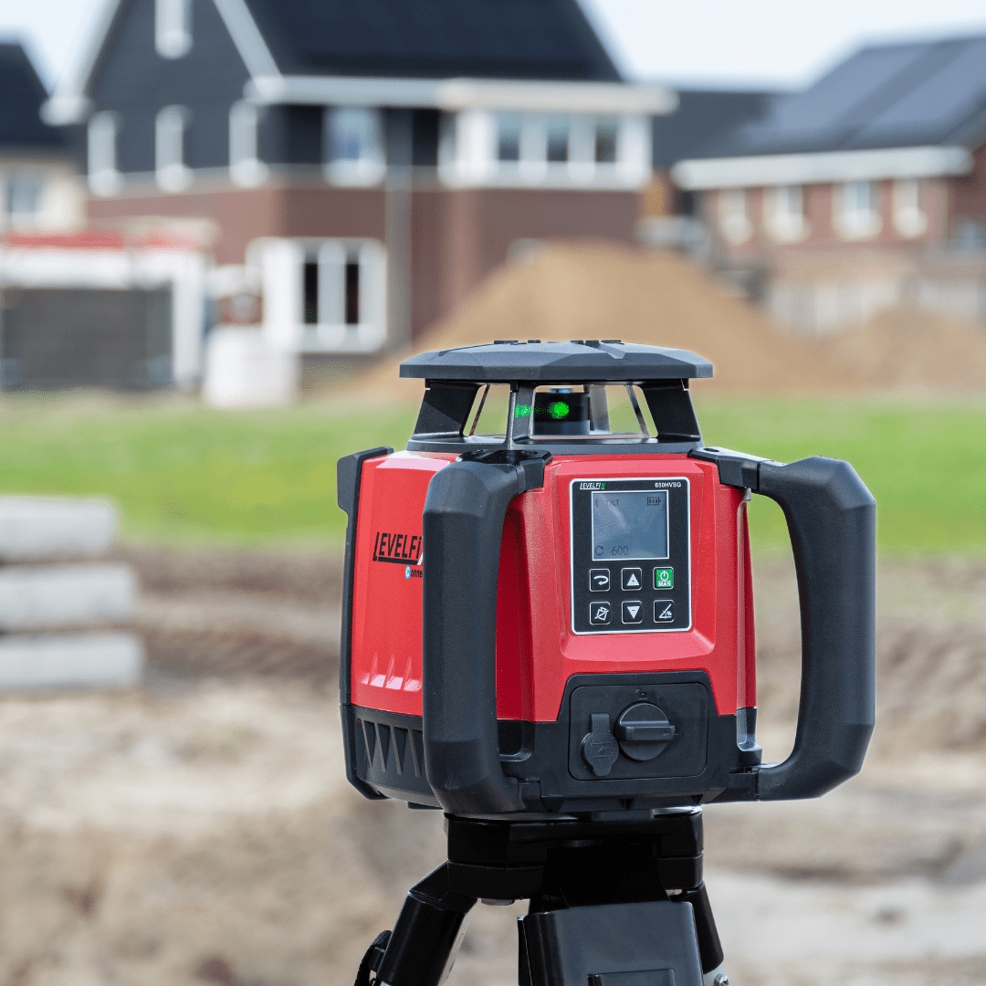 Levelfix 554652 650HVSG Vaakasuora/pystysuora vihreä rakennuslasersarja 2,7 m jalustalla ja sauvalla