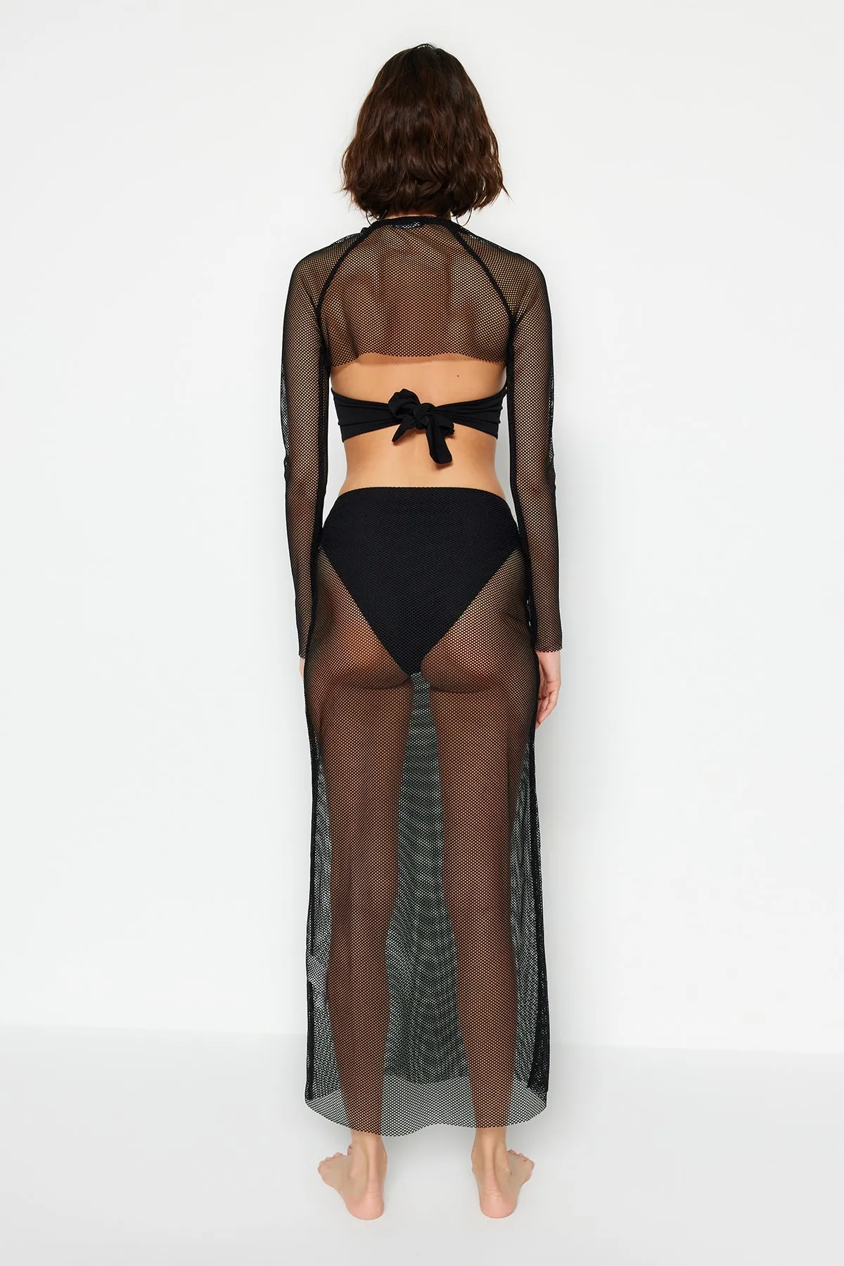 Trendyol Collection  Schwarzes Strick-Accessoire-Bluse-Rock-Set TBESS23AU00203