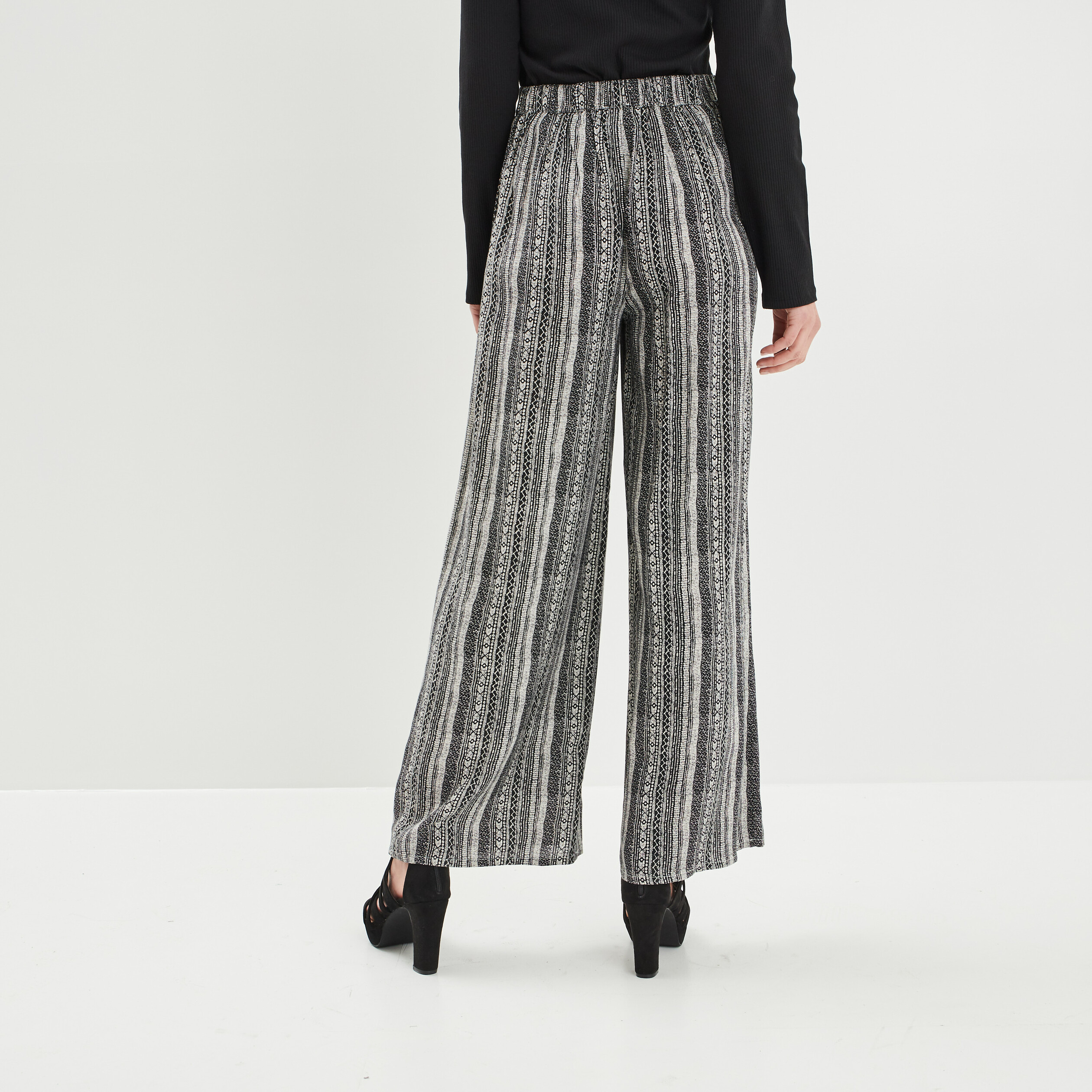 Pantalon wide leg fluide noir femme | La Halle