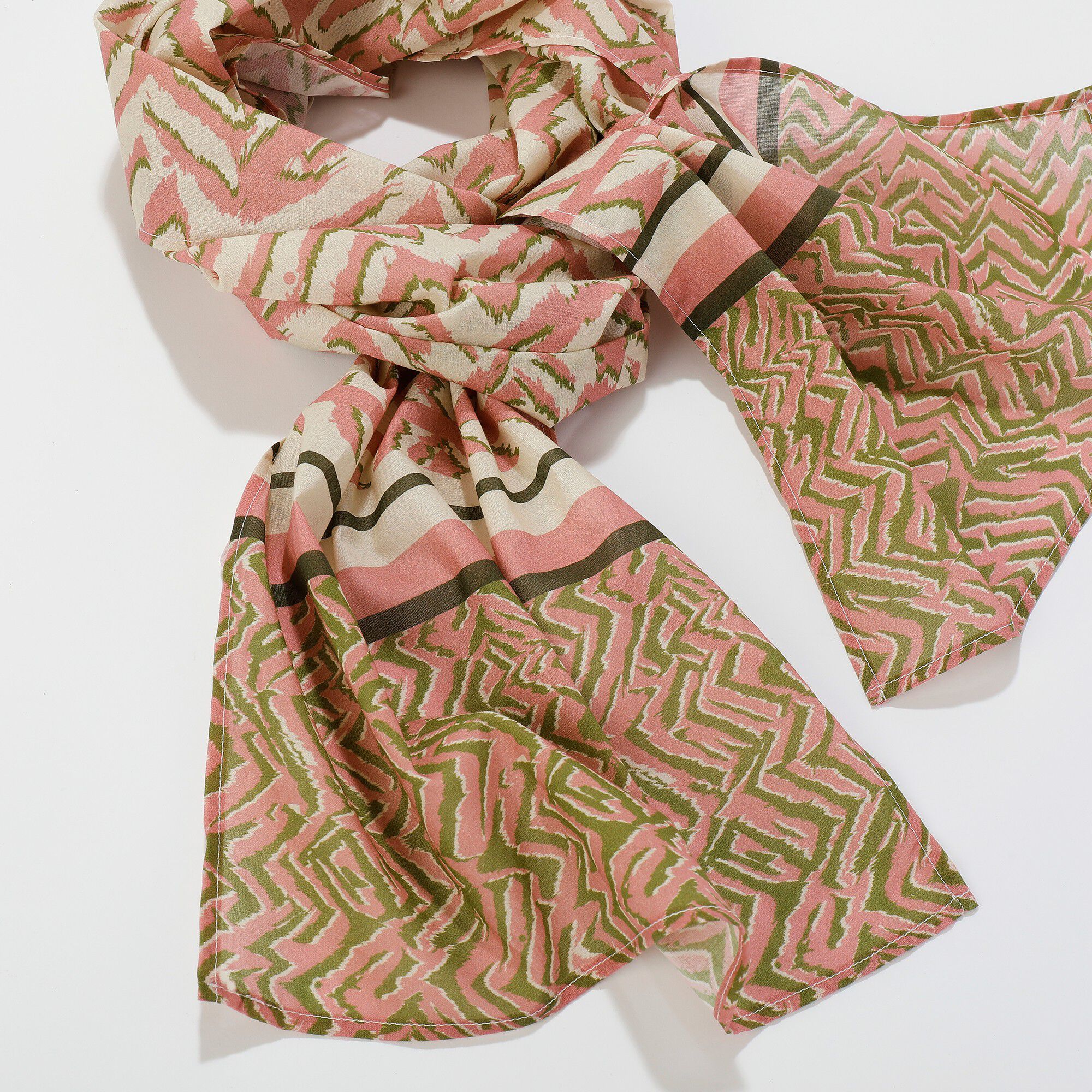 Foulard fabriqué en France imprimé cachemire, 198 x 38 cm