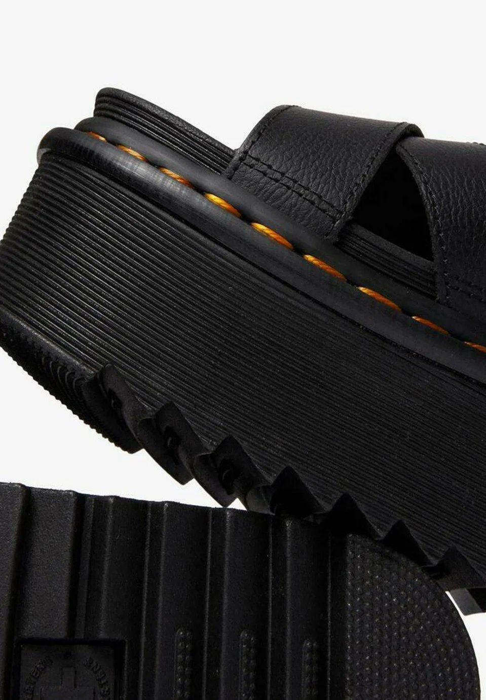 Dr. Martens VOSS II QUAD - Sandalias de plataforma