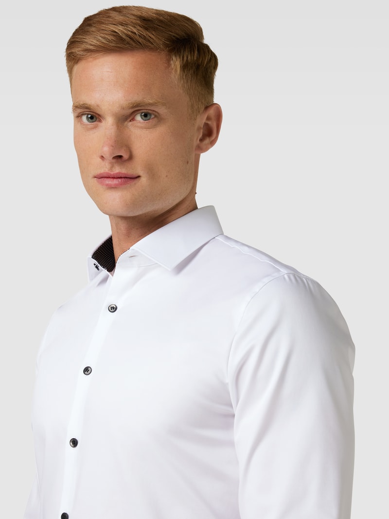 Super Slim Business-Hemd mit Kentkragen in weiß