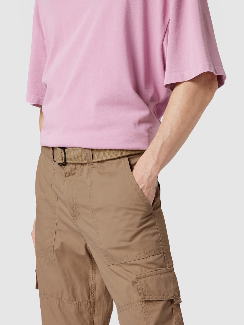 Cargoshorts inklusive Gürtel in beige