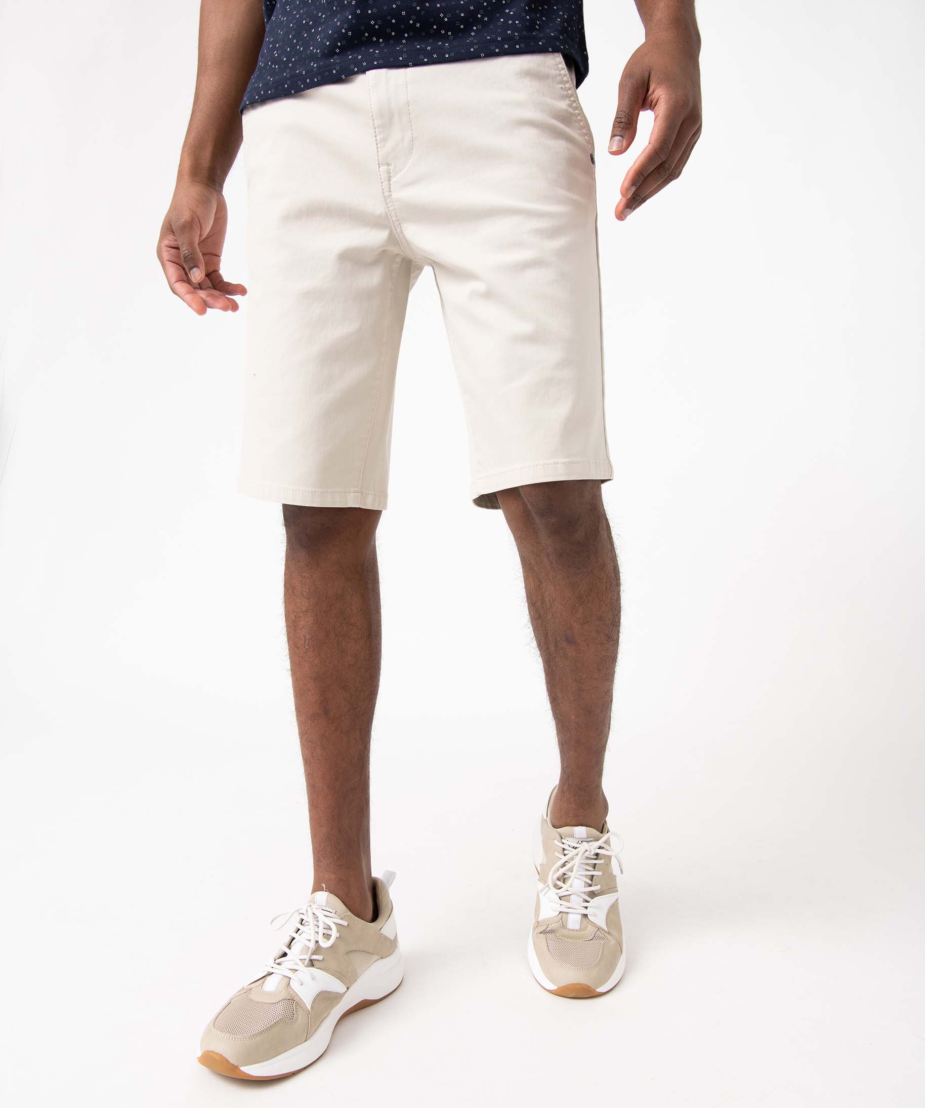 Bermuda homme coupe chino à taille élastiquée ecru | GEMO