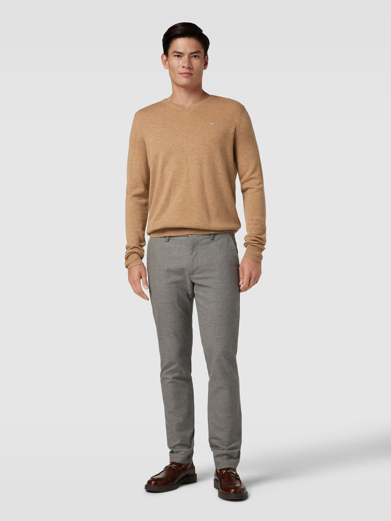 Strickpullover mit Logo-Stitching in camel