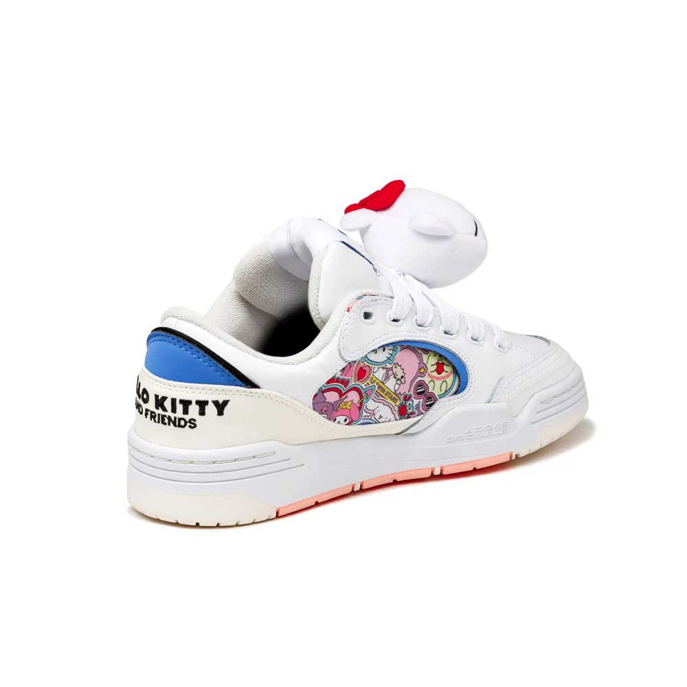 adidas ADI2000 W Hello Kitty X HQ4507 / weiss