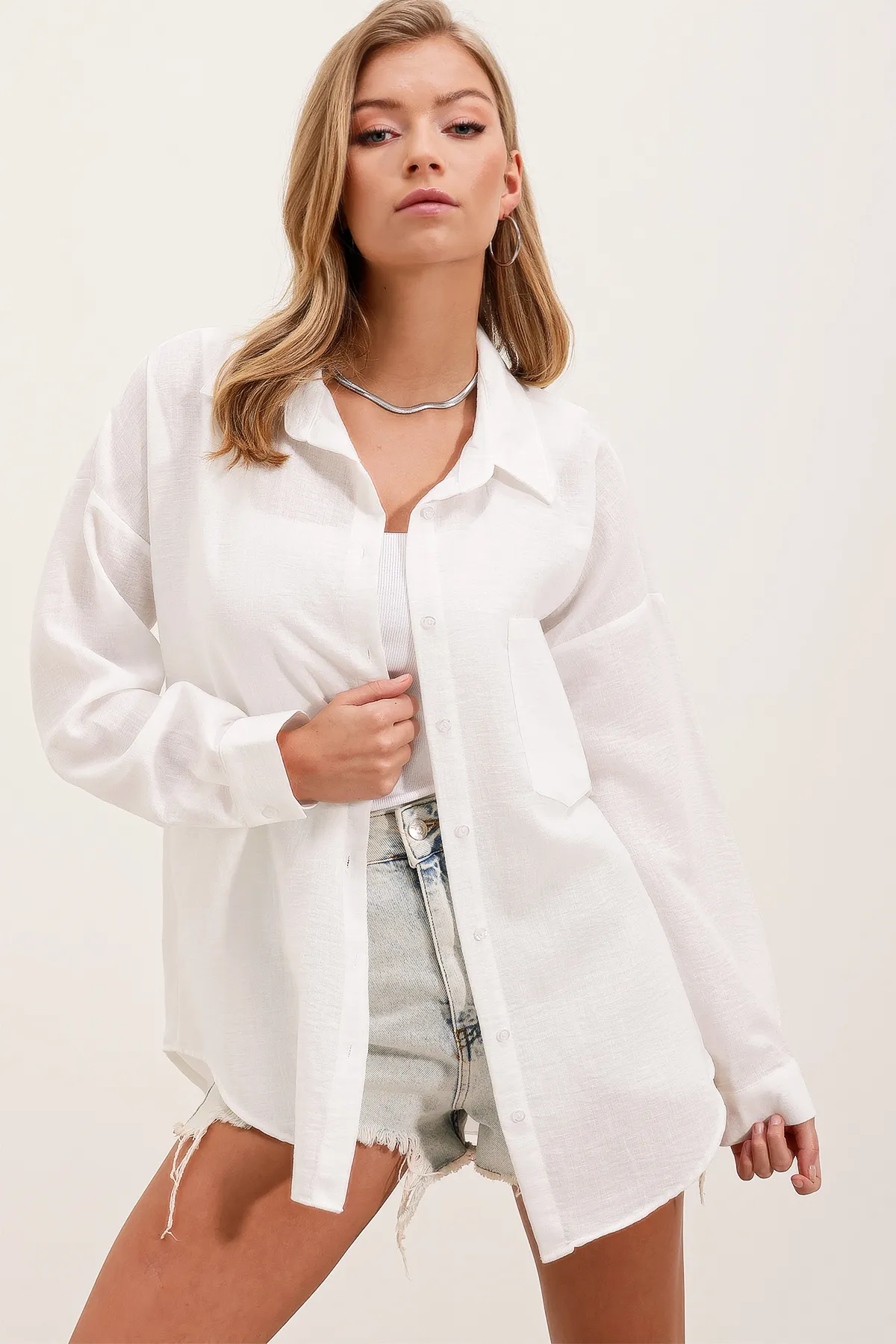 Bigdart  20153 Oversize-Leinenhemd mit einer Tasche – Weiß