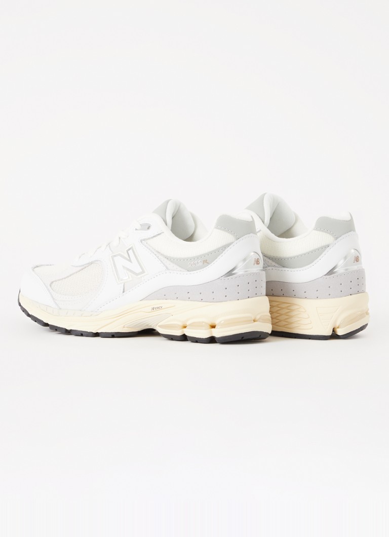 New Balance 2002R -verkkokankaiset lenkkarit nahkayksityiskohdilla