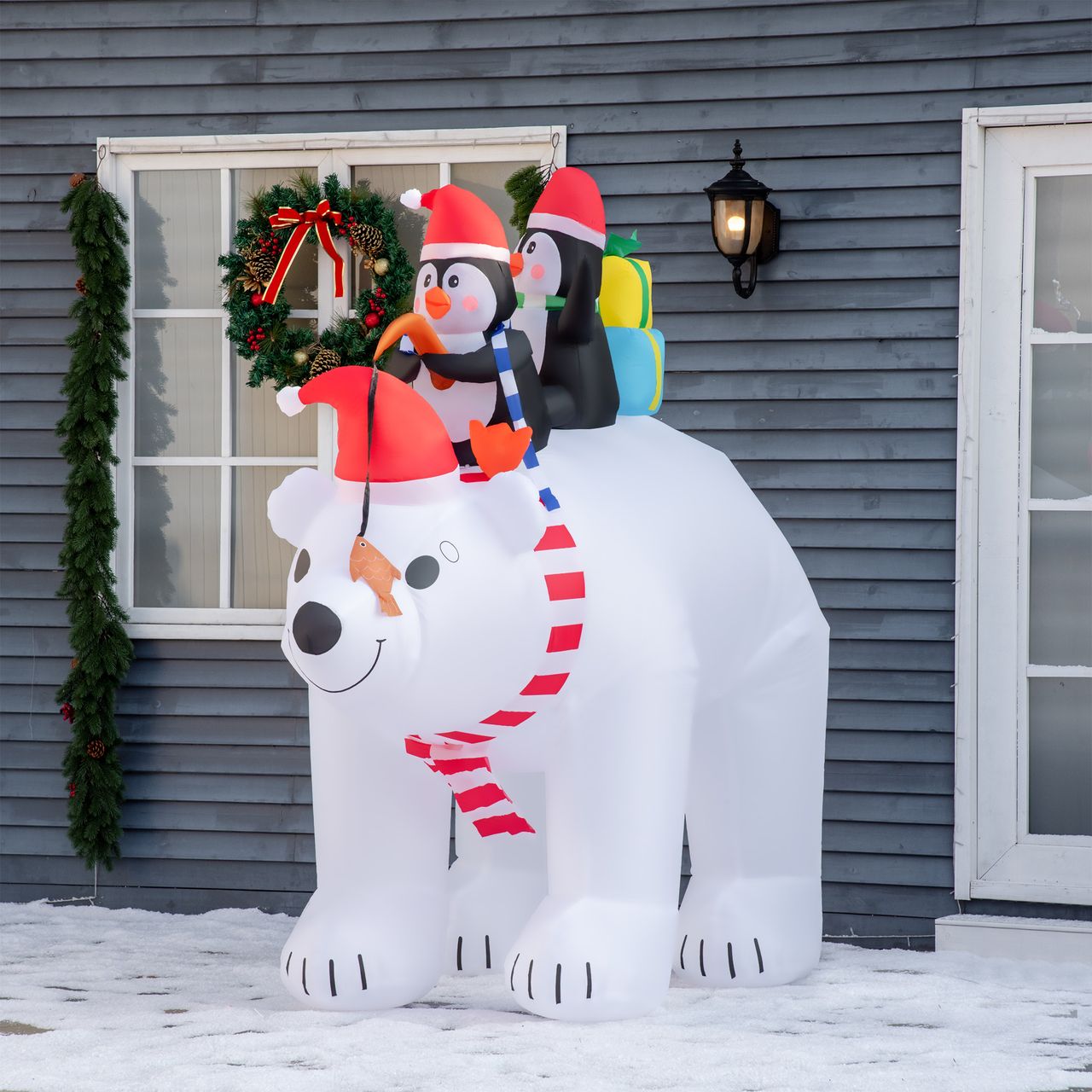 HOMCOM Aufblasbare Pinguine auf Eisbär 2,1 m Weihnachtsdekoration mit Lichtern Aufblasbares Modell Weihnachten Gärten Dekoration automatisches Aufblasen wetterfest Polyester 227 x 113 x 206 cm