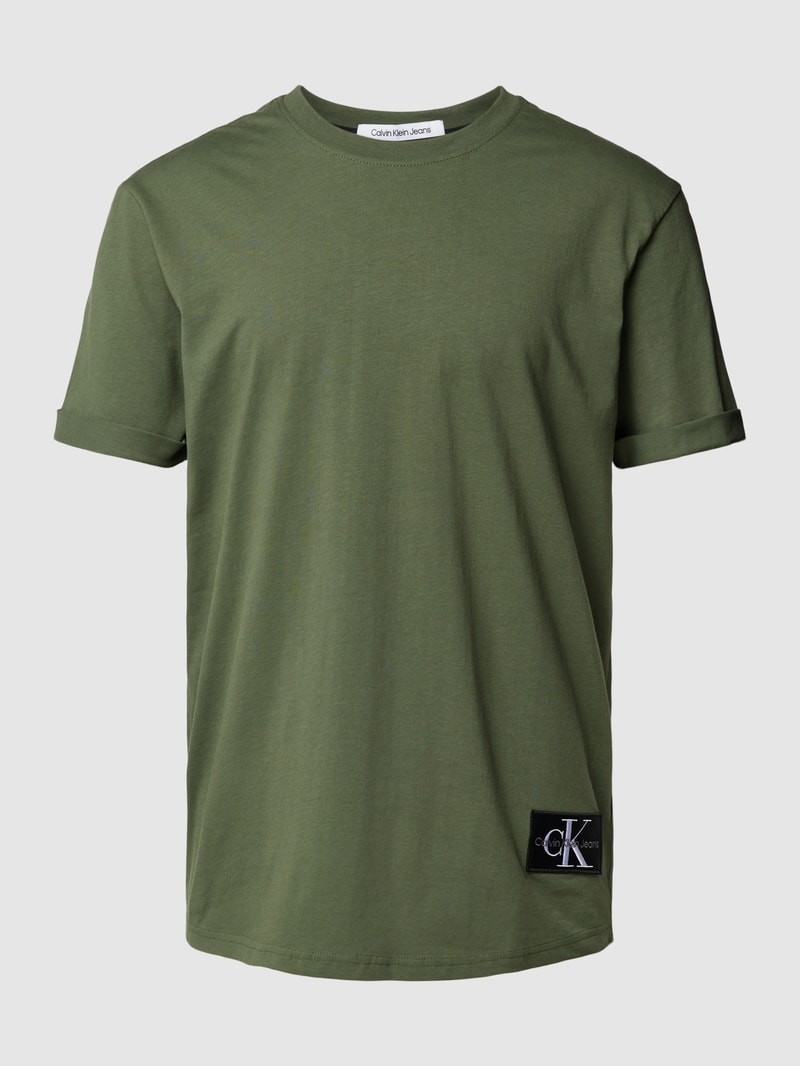 T-Shirt mit Label-Badge in olivgrün
